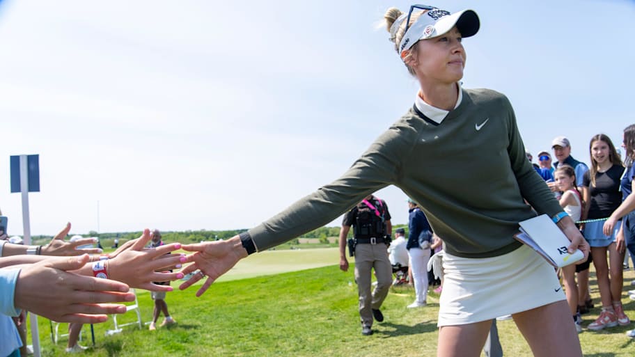 Nelly Korda greets fans after getting a birdie win the eighth hole during the final round of the 2025 U.S. Open.
