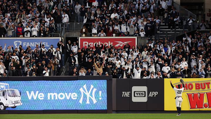 Toronto Blue Jays v New York Yankees