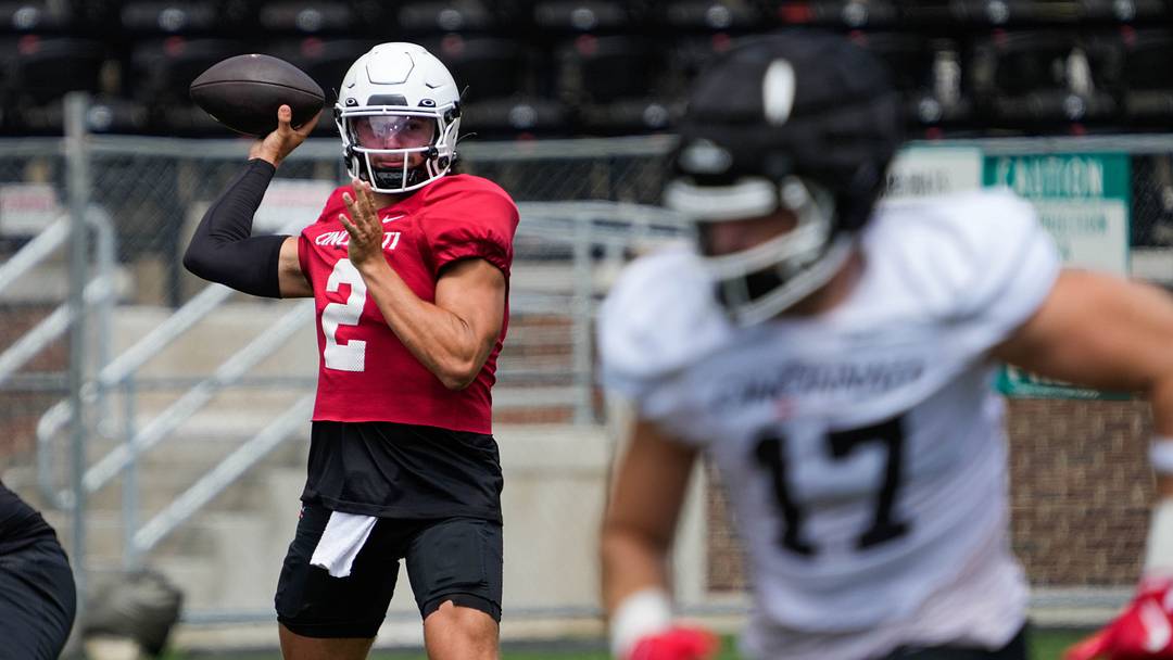 UC Bearcats hold a scrimmage at Nippert Stadium on Friday August 16, 2024. QB Brendan Sorsby throws a pass.