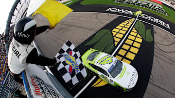 NASCAR Xfinity Series HyVee Perks 250