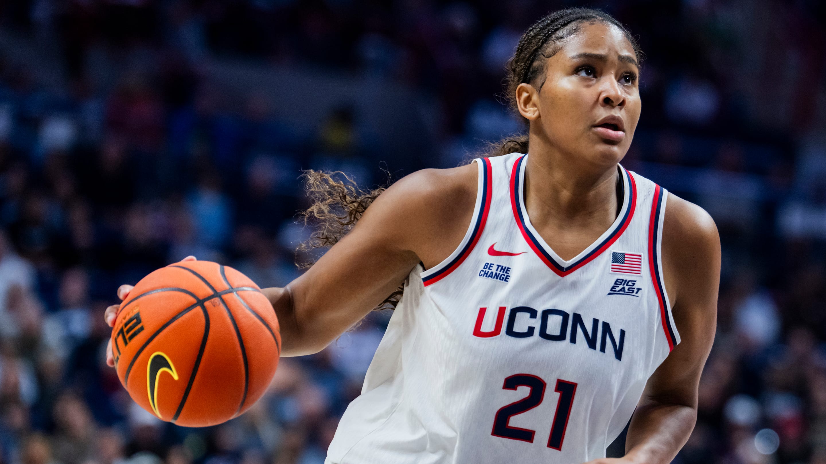 Sarah Strong, Lauren Betts and more in the wide-open WBB Player of the Year race