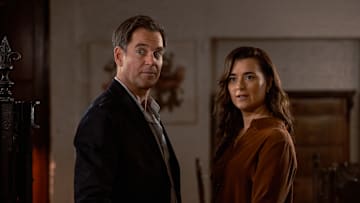 L-R Michael Weatherly as Tony Dinozzo and Cote De Pablo as Ziva David In NCIS: Tony & Ziva, episode 2, season 1, airing on Paramount+ 2025. Photo Credit: Marcell Piti/Paramount+