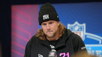 Pen State tight end Tyler Warren speaks to the media at the 2025 NFL Combine.