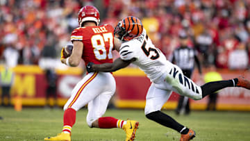 Cincinnati Bengals linebacker Germaine Pratt tackles Kansas City Chiefs tight end Travis Kelce in the AFC championship game