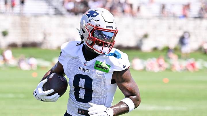 Jul 28, 2025; Foxborough, MA, USA; New England Patriots wide receiver Stefon Diggs (8) runs after the catch during training camp at Gillette Stadium. Mandatory Credit: Eric Canha-Imagn Images