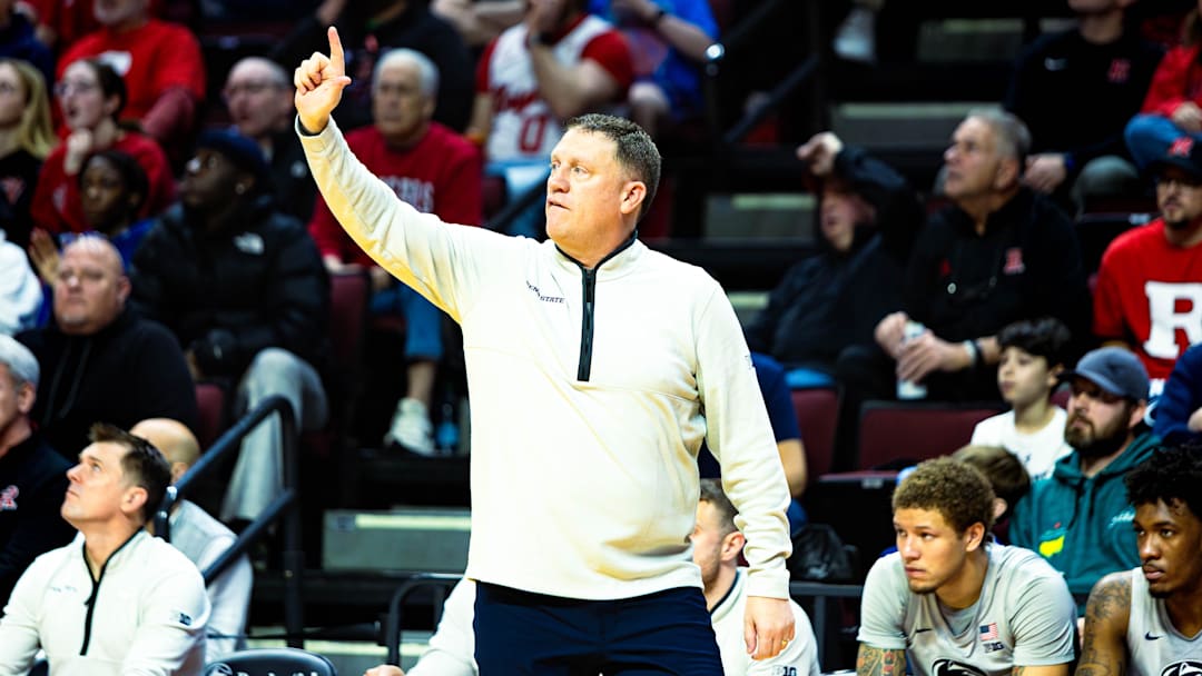 Penn State Nittany Lions men's basketball coach Mike Rhoades calls a play during a Big Ten game vs. Rutgers.