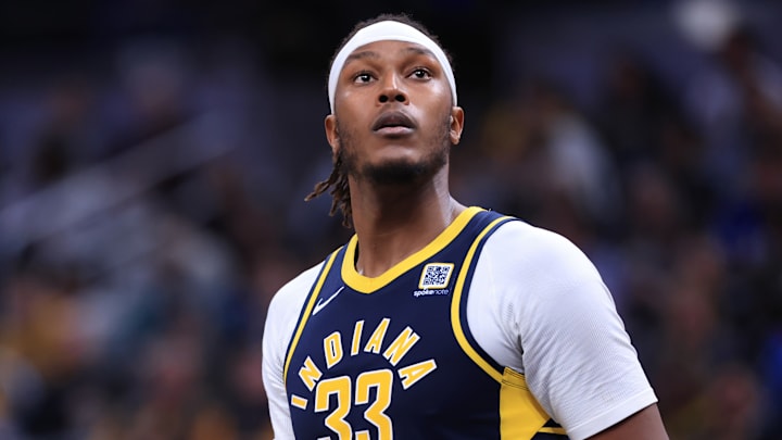 Former Indiana Pacers center Myles Turner (33) during a game against the Dallas Mavericks.