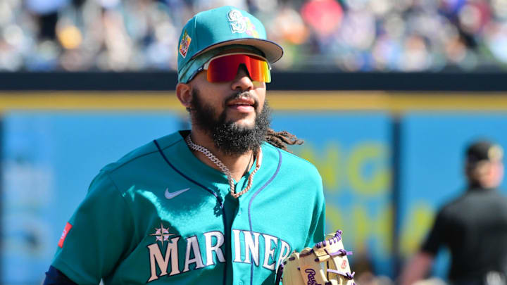 Feb 20, 2026; Peoria, Arizona, USA; Seattle Mariners shortstop J.P. Crawford (3) jogs to the dugout in the first inning against the San Diego Padres during a Spring Training game at Peoria Sports Complex. Mandatory Credit: Matt Kartozian-Imagn Images