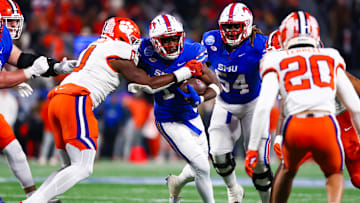 Brashard Smith, Barrett Carter, SMU Mustangs, Clemson Tigers