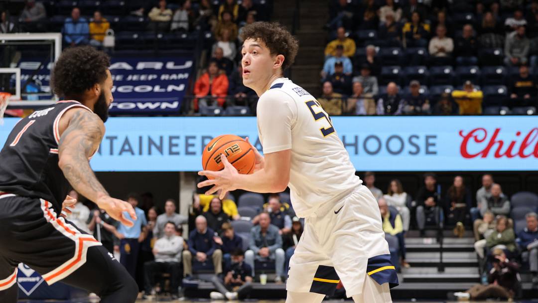 West Virginia University guard Treysen Eaglestaff