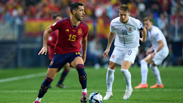 A Espanha venceu a Noruega no primeiro confronto na 1ª rodada das Eliminatórias da Euro