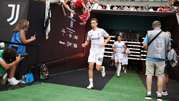 Jonas Rouhi Jonas Rouhi