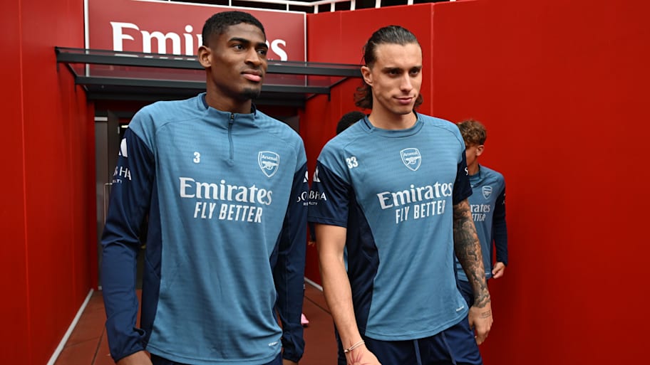 Cristhian Mosquera (left) and Riccardo Calafiori.