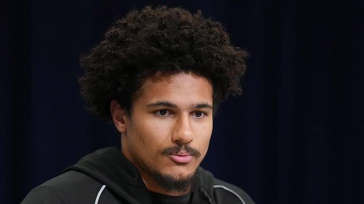 Texas defensive lineman Trey Moore