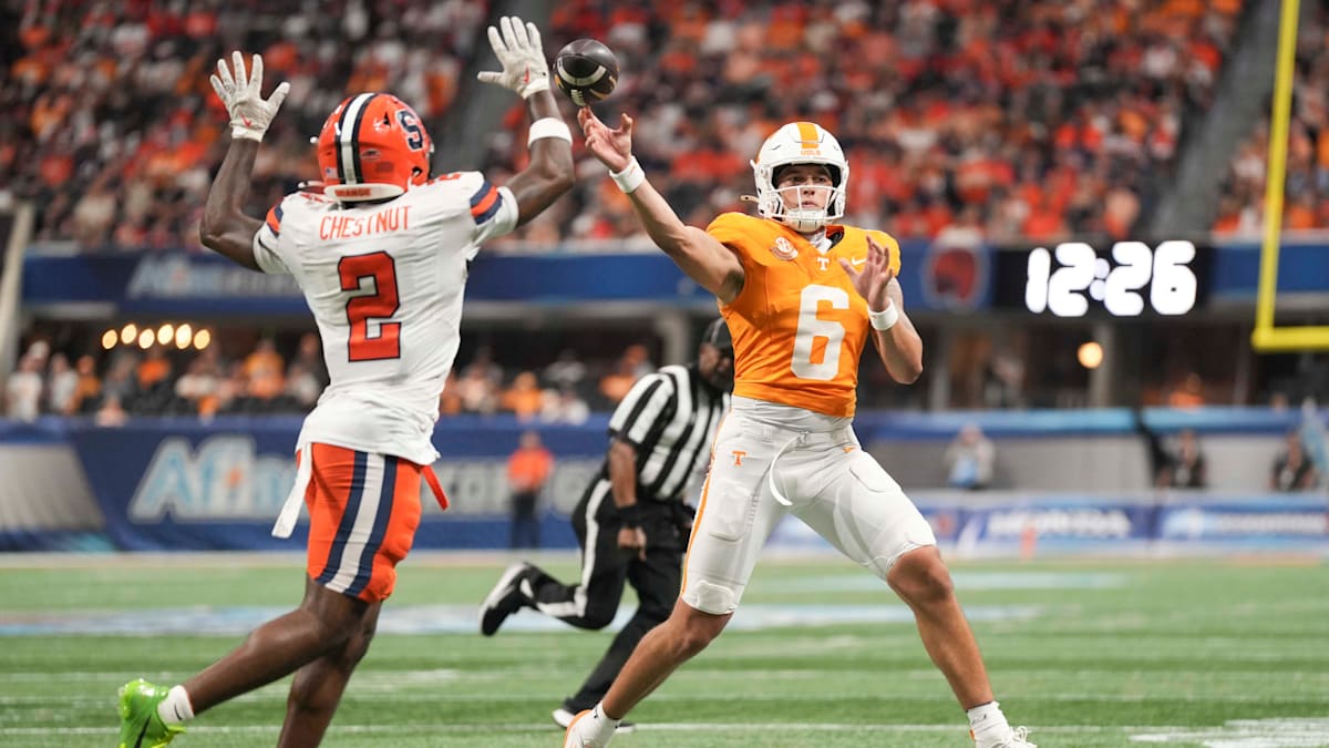 Joey Aguilar's Successful Debut as Tennessee Football QB