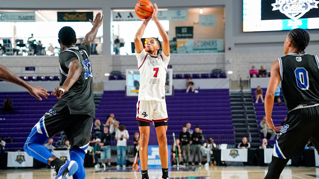 Dynamic Prep guard Jermaine O'Neal Jr. (7) shoots the ball during the fourth quarter of a City of Palms Classic signature series game DME Academy at Suncoast Credit Union Arena in Fort Myers, Fla., on Friday, Dec. 20, 2024.