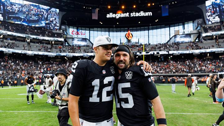 Cleveland Browns v Las Vegas Raiders