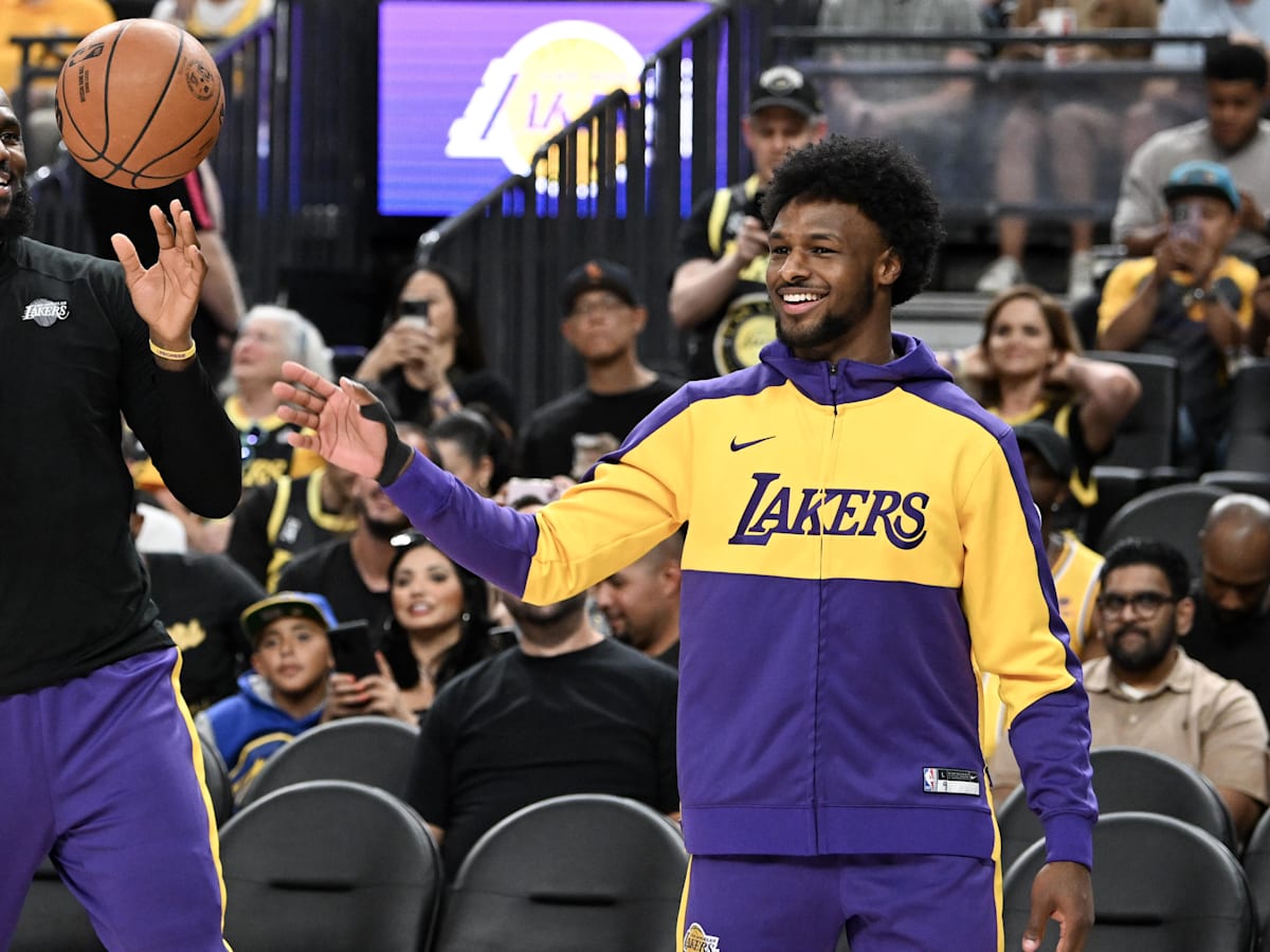 Hall of Famer Praises Gameplan of Lakers Minimal Summer Moves