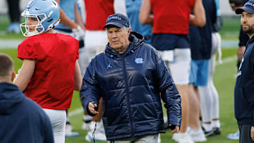 Bill Belichick durante un campamento de primavera.