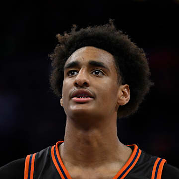 Alijah Arenas plays in a California state high school playoff game.