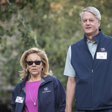 John Donahoe (right) is reportedly Stanford's next athletic director.