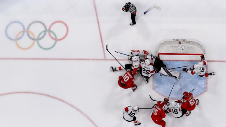 Suiza y Rusia durante los Juegos Olímpicos de invierno de Pekín 2022.