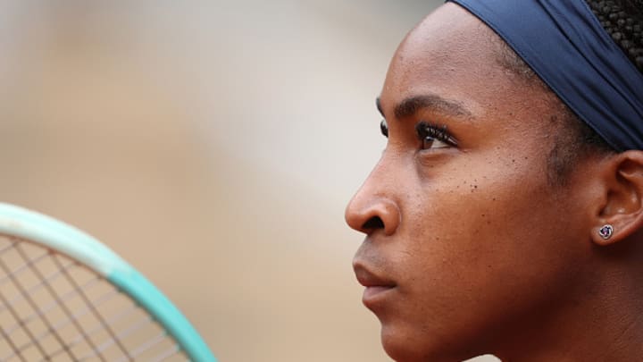 Coco Gauff, de Estados Unidos, avanzó sin problemas en el polvo de ladrillo francés. La australiana Olivia Gadecki poco pudo hacer frente a un doble 6-2.