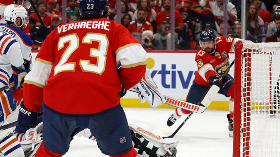 Florida Panthers winger Sam Reinhart scores a game-tying goal in the third period of Stanley Cup Final Game 4 vs. the Edmonton Oilers. | Eliot J. Schechter/NHLI via Getty Images