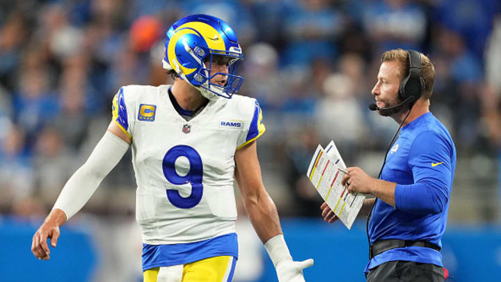 Matthew Stafford y Sean McVay en un partido de los Rams