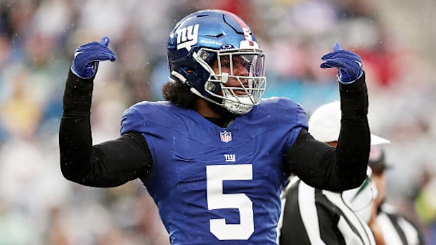 El linebacker Kayvon Thibodeaux es de lo mejor de los Giants, que irremediablemente volverán a sufrir este año.