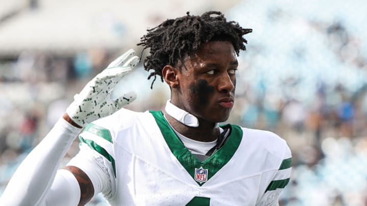 Jets GM Darren Mougey reportedly paid a classy gesture to the late Nick Mangold as he finalized details of the Sauce Gardner blockbuster trade to the Colts.