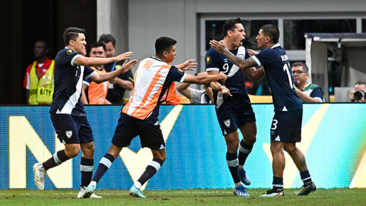 Rubio Rubín, autor del gol que significó el empate para Guatemala.
