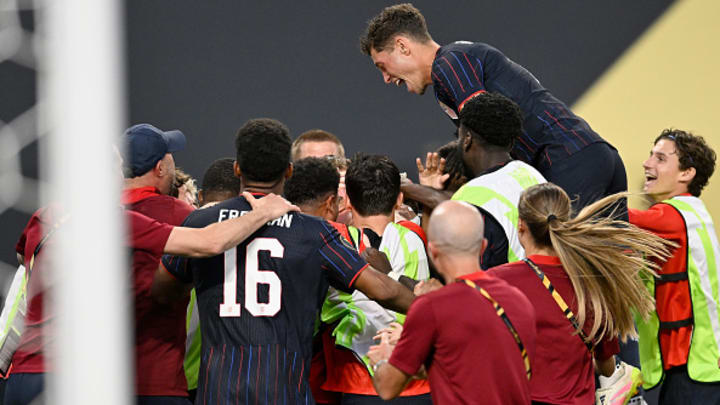 Estados Unidos se instaló en las semifinales de Copa Oro. Estados Unidos se instaló en las semifinales de Copa Oro.