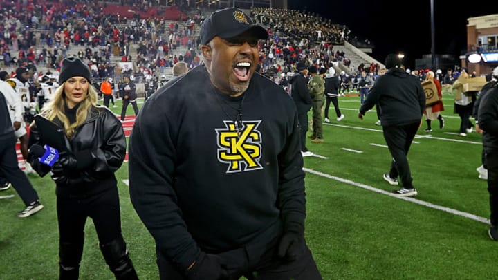 Kennesaw State has agreed to a six-year contract extension with head coach Jerry Mack. Kennesaw State has agreed to a six-year contract extension with head coach Jerry Mack.