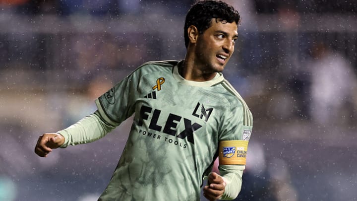 Carlos Vela anunció su retiro del futbol profesional. El Bombardero es uno de los futbolistas de más clase que ha surgido en México.