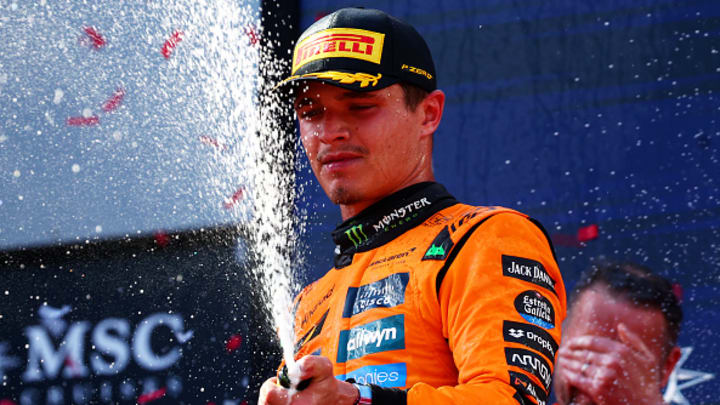 Lando Norris celebra su victoria en el GP de Austria.