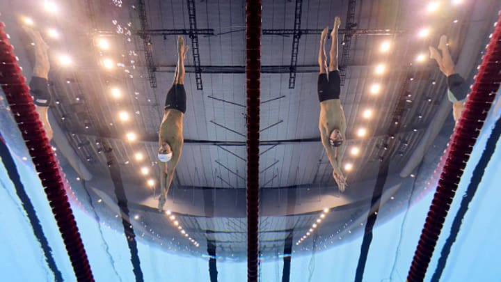 Léon Marchand y Shaine Casas durante la final de los 200 metros combinados. Léon Marchand y Shaine Casas durante la final de los 200 metros combinados.