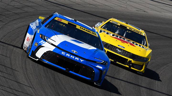 Denny Hamlin, Joe Gibbs Racing, Ryan Blaney, Team Penske, Enjoy lllinois 300, World Wide Technology Raceway at Gateway, NASCAR Cup Series