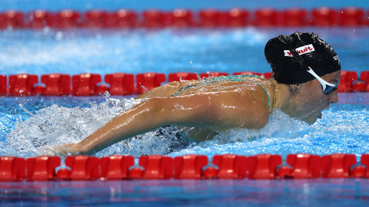 Summer McIntosh, la canadiense que está dominando la natación mundial.