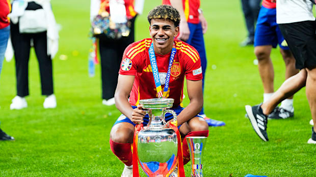 Lamine Yamal, Barcelona