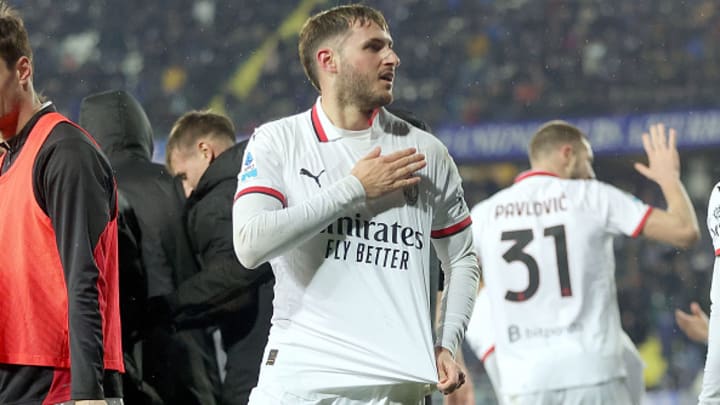 El AC Milan de Santi Gimenez abrirá una nueva era para el futbol italiano al jugar un partido de Liga frente al Como en Australia. El AC Milan de Santi Gimenez abrirá una nueva era para el futbol italiano al jugar un partido de Liga frente al Como en Australia.