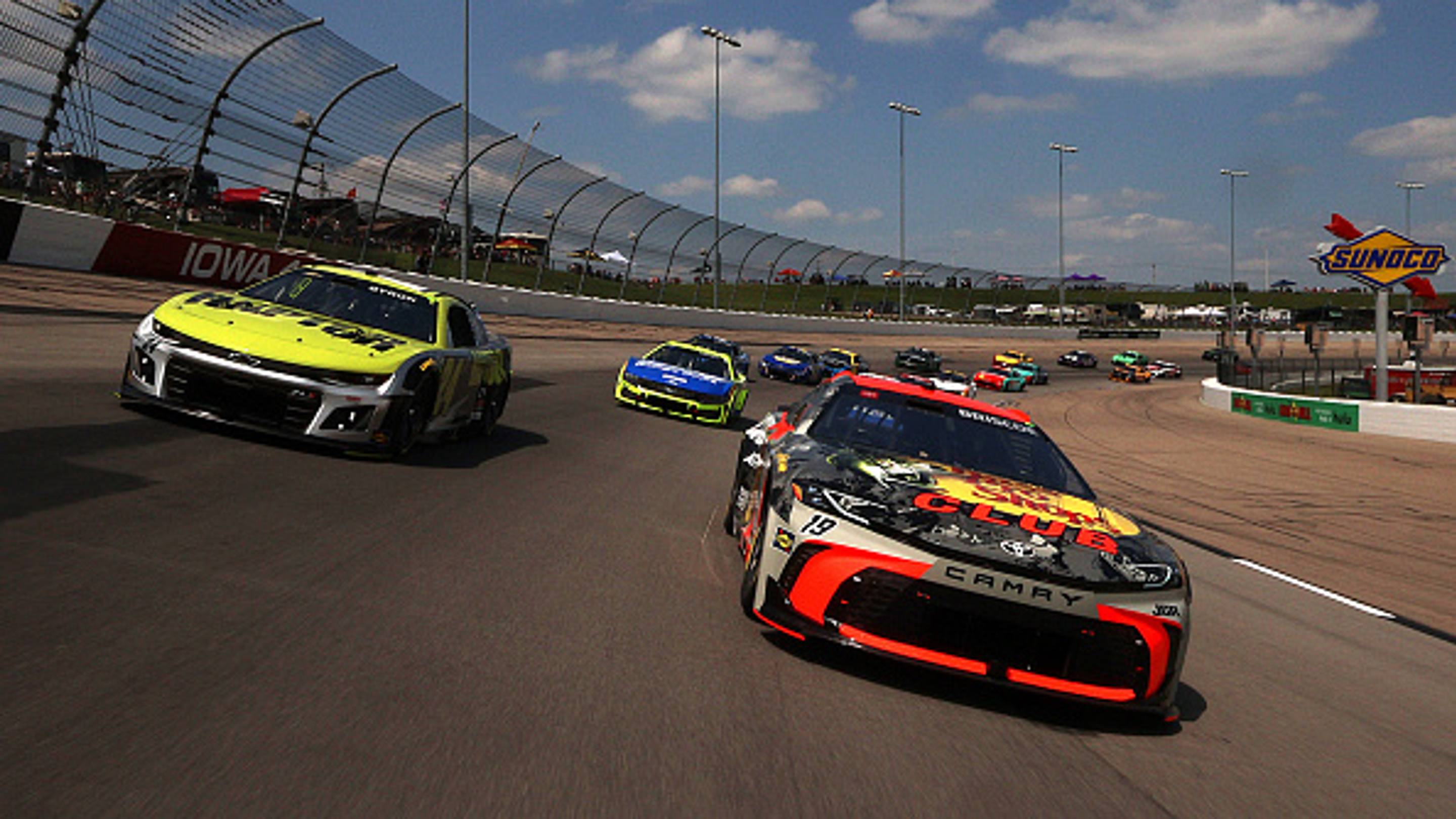 Two new NASCAR announcers set, amid late-season broadcast switch