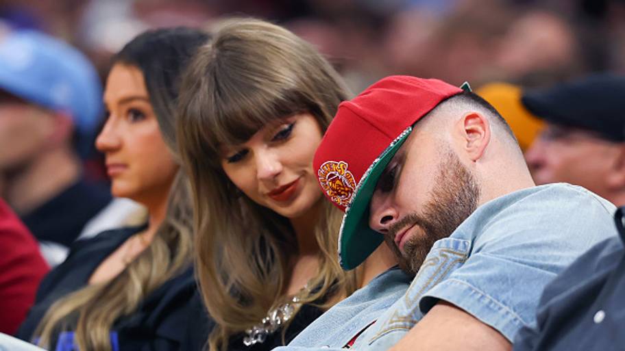 Taylor Swift, Travis Kelc