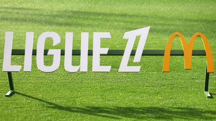 Un entraîneur de Ligue 1 va quitter son poste d'entraîneur. Un entraîneur de Ligue 1 va quitter son poste d'entraîneur.