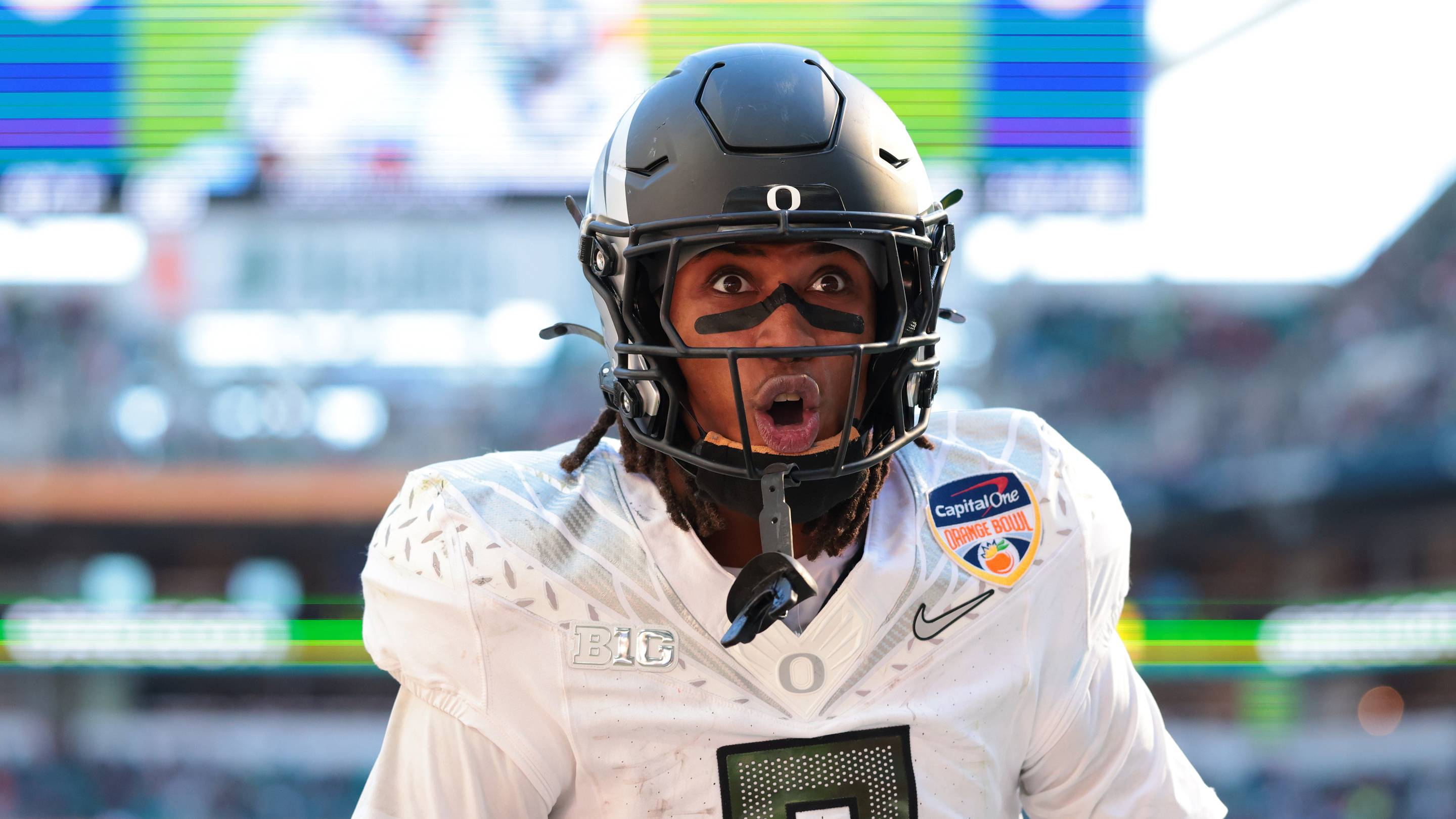 Jamari Johnson Doesn't Believe One Oregon Ducks Freshman Is Fully Human