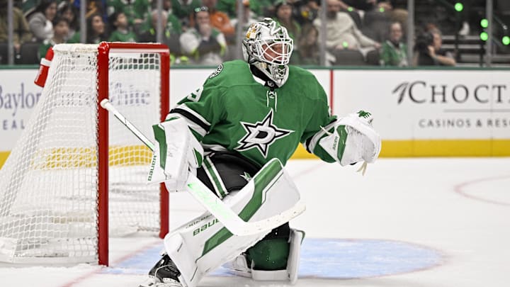Oct 12, 2024; Dallas, Texas, USA; Dallas Stars goaltender Jake Oettinger (29) in action during the game between the Dallas Stars and the New York Islanders at the American Airlines Center. Mandatory Credit: Jerome Miron-Imagn Images