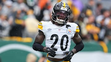 Pittsburgh Steelers v New York Jets