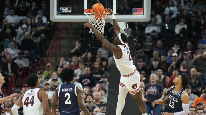 Mar 22, 2024; Spokane, WA, USA; Auburn Tigers forward Jaylin Williams (2) dunks and scores against the Yale Bulldogs during the second half of a game in the first round of the 2024 NCAA Tournament at Spokane Veterans Memorial Arena. Mandatory Credit: Kirby Lee-USA TODAY Sports 