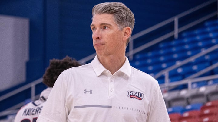 Robert Morris head coach Andy Toole looks on at his team during the 2022-23 season.