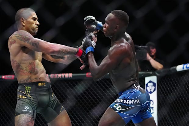 Alex Pereira fights Israel Adesanya during UFC 287 at Miami-Dade Arena. 